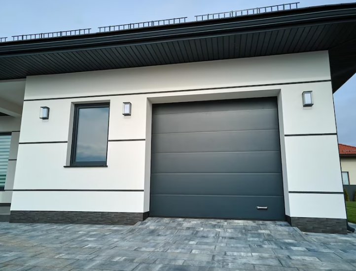 How to Choose the Right Garage Door for Your Home in Oakville