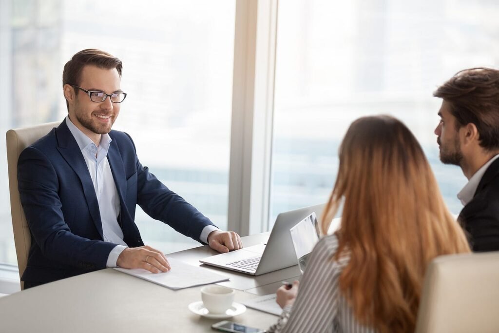 How to Keep Clients Happy With Quick Responses